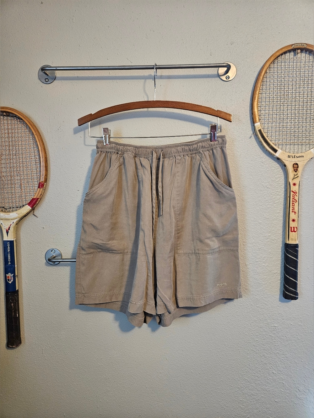 Kavu Tencel Khaki Drawstring Pull On shorts